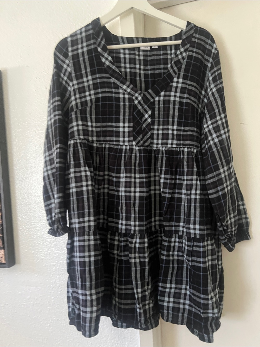 GAP Black and White Plaid Long-Sleeve Tiered Tunic Dress